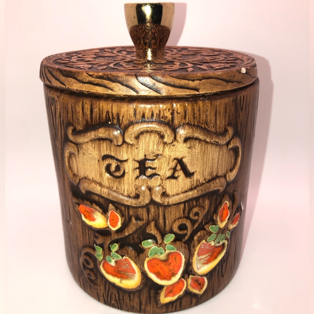 Treasure Craft Tea Canister Jar With Lid Strawberry And Wood Design